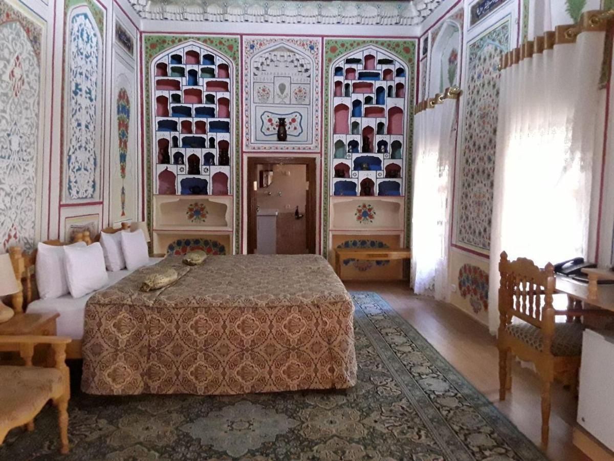 Sasha & Son Hotel Bukhara Exterior photo