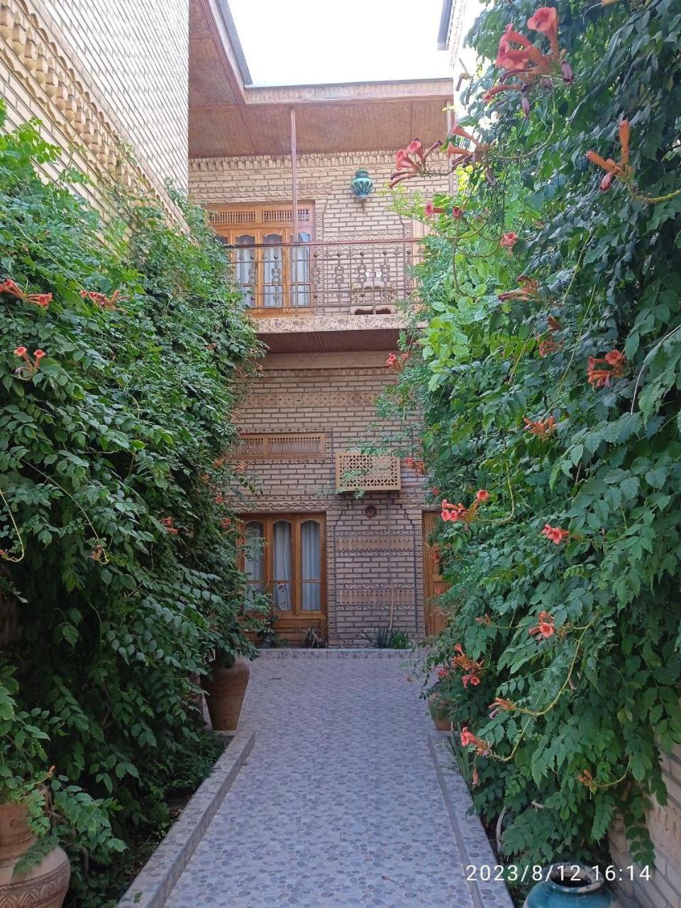 Sasha & Son Hotel Bukhara Exterior photo