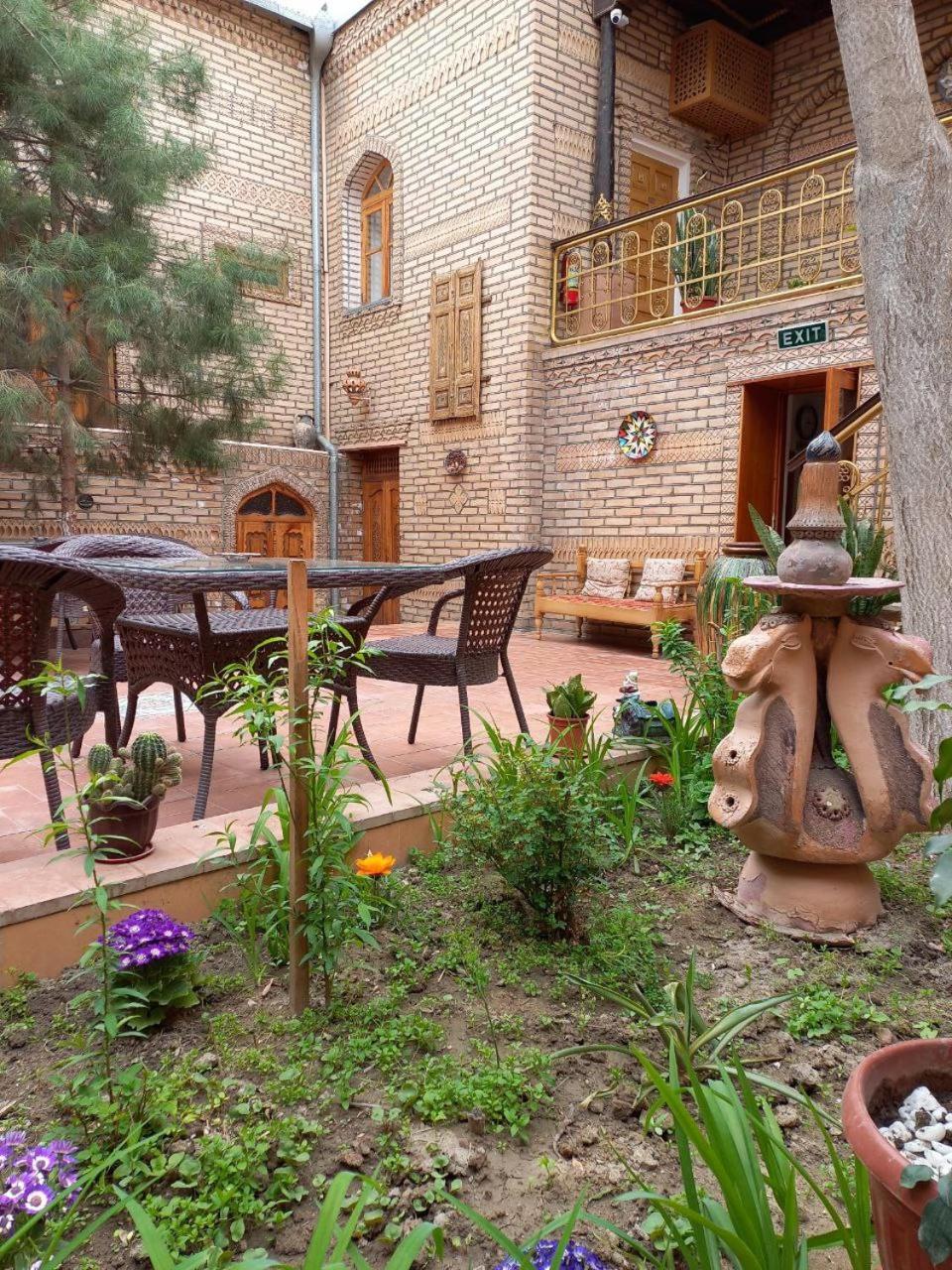 Sasha & Son Hotel Bukhara Exterior photo
