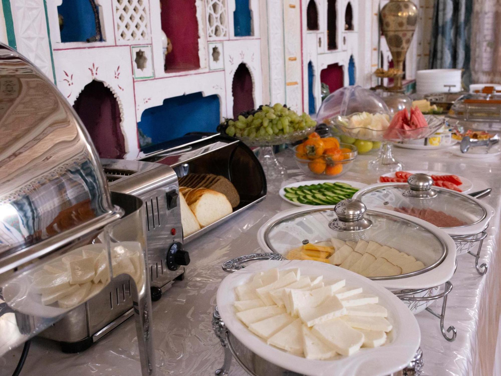 Sasha & Son Hotel Bukhara Exterior photo