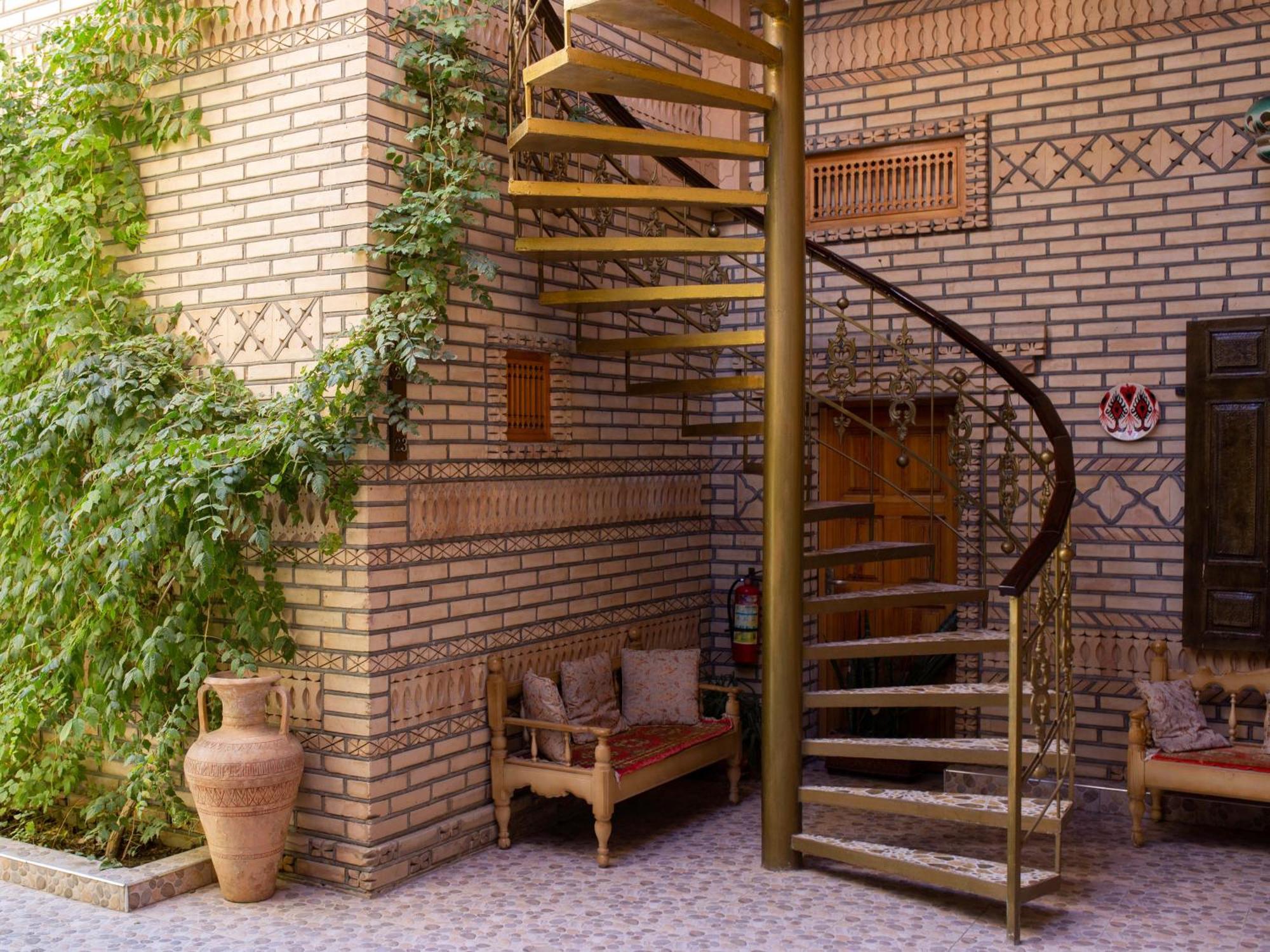 Sasha & Son Hotel Bukhara Exterior photo